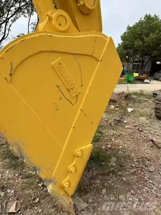 Komatsu PC 450 Vikšriniai ekskavatoriai