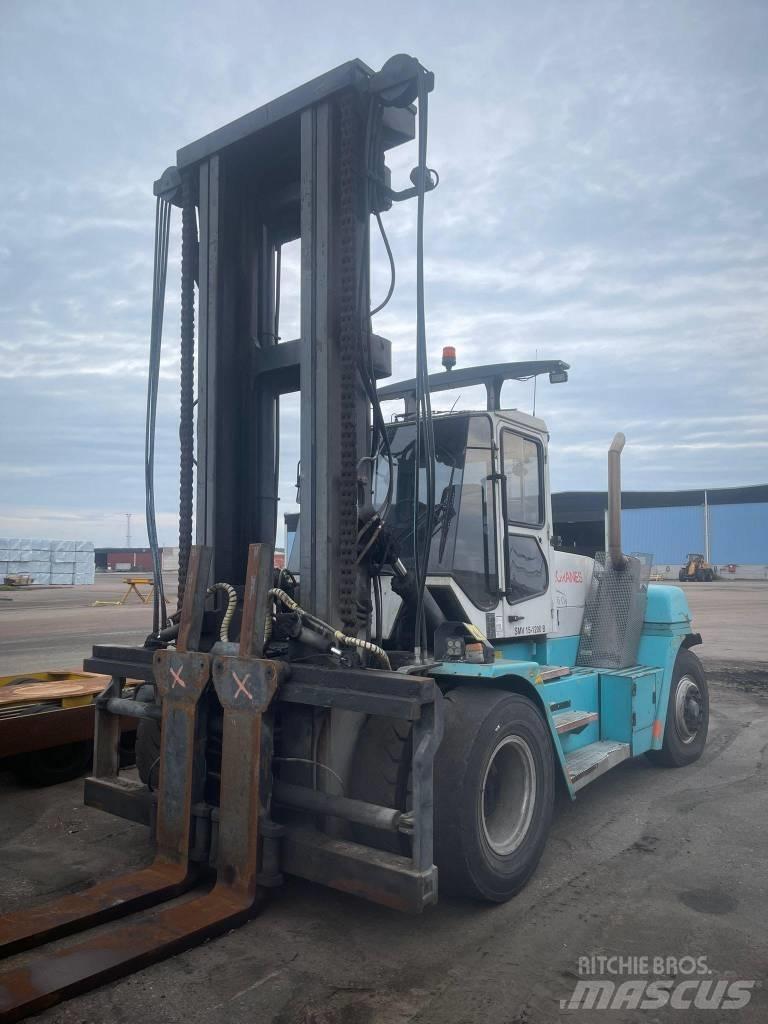 SMV 15-1200B Dyzeliniai krautuvai