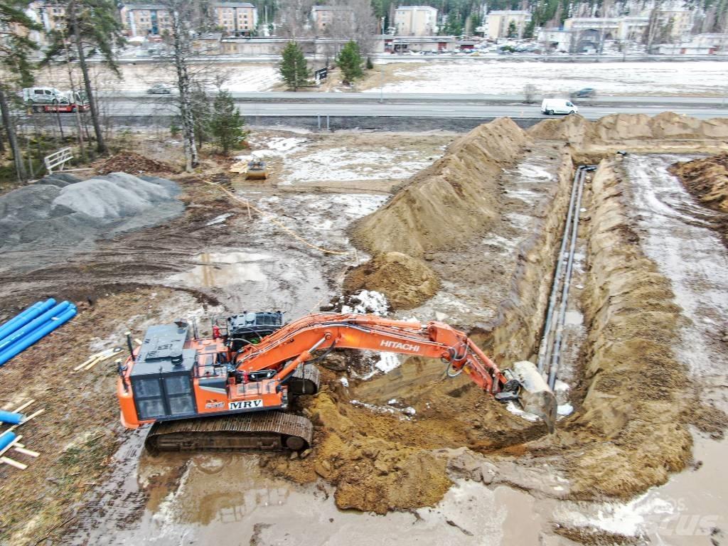 Hitachi ZX530LCH-7 Vikšriniai ekskavatoriai