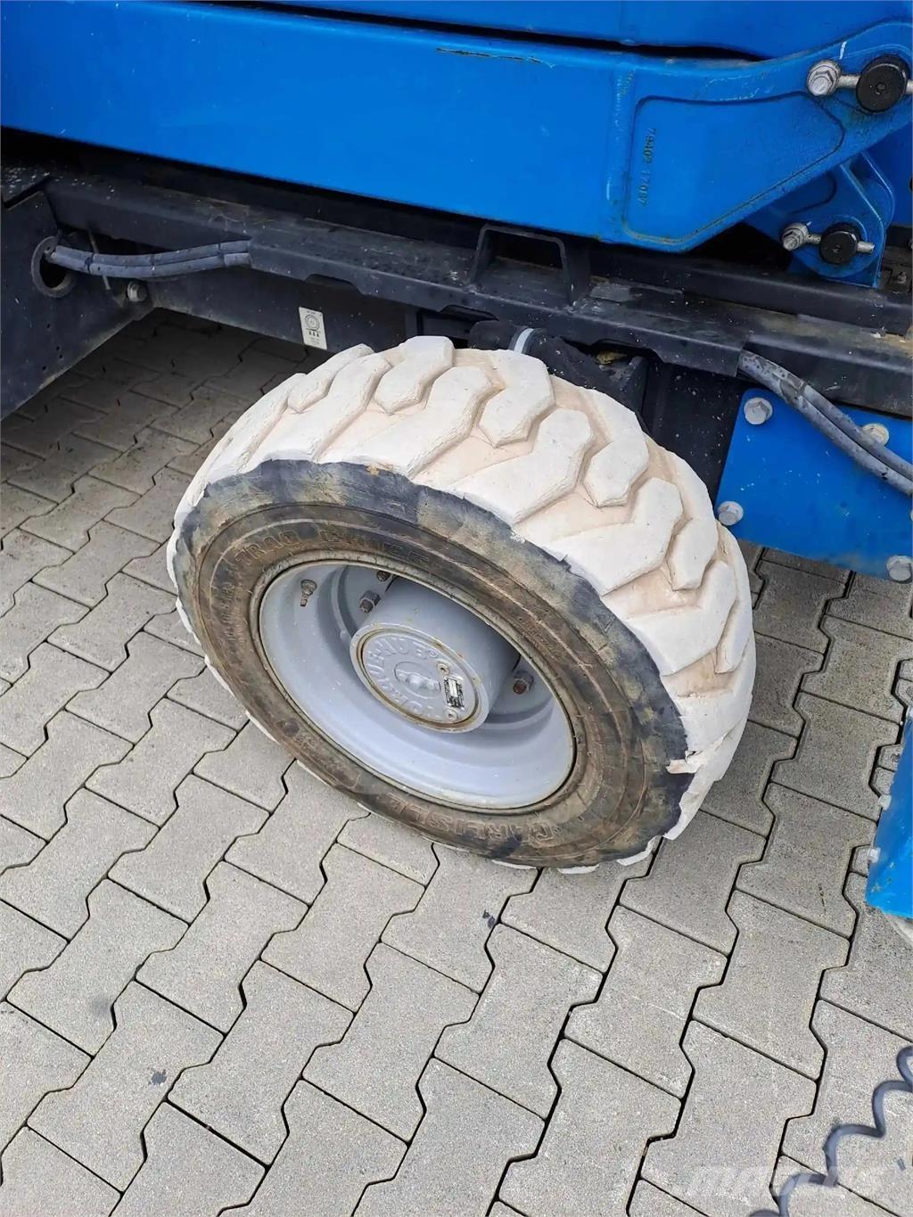 Genie GS 3384 RT Žirkliniai keltuvai