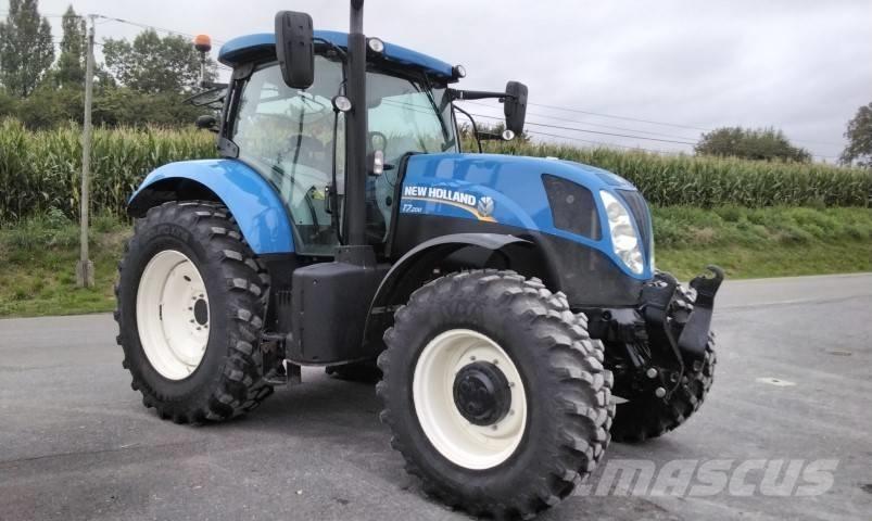 New Holland T 7.200 Traktoriai