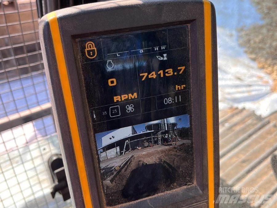 JCB JS130LC Vikšriniai ekskavatoriai