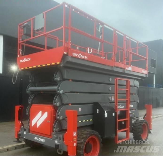 SkyJack SJ9664RT Žirkliniai keltuvai