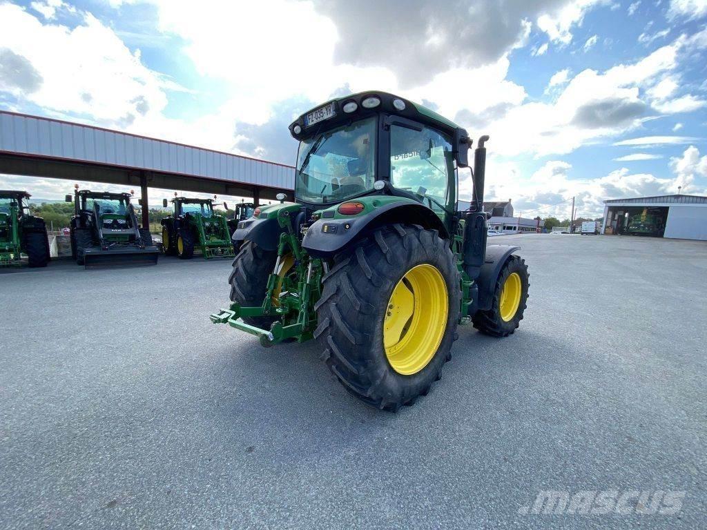 John Deere 6120R Traktoriai