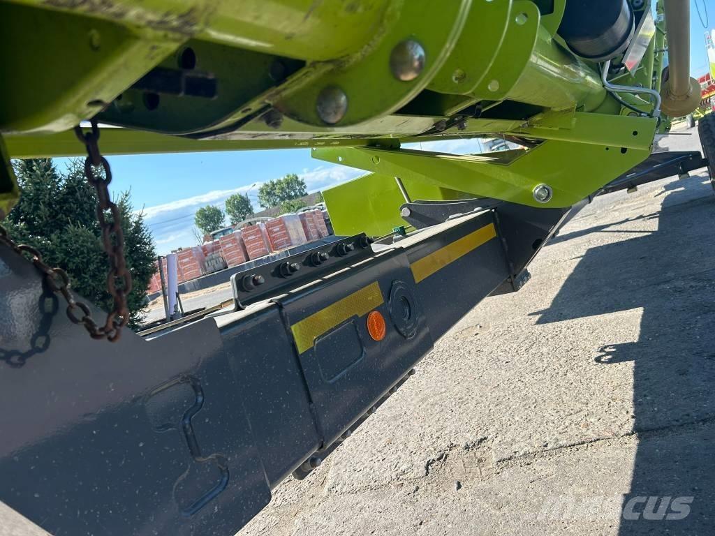 CLAAS Vario 1080 Derliaus nuėmimo kombainai