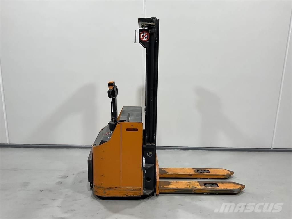Still EGV-S13 Savaeigiai rietuvai