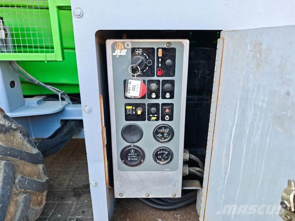 JLG 33 RTS Žirkliniai keltuvai