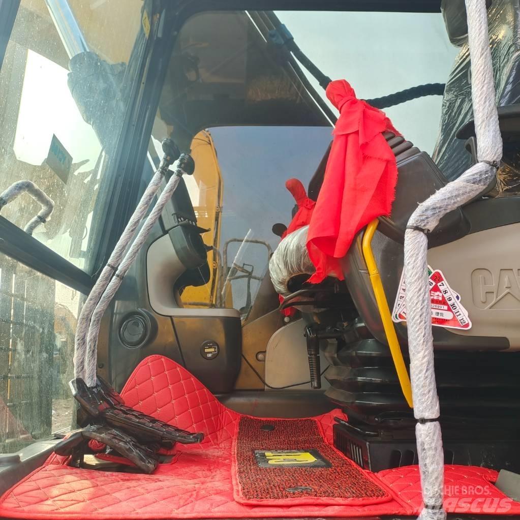 CAT 320 D Vikšriniai ekskavatoriai