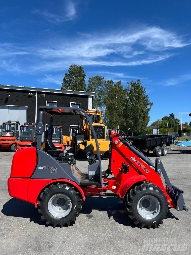 Flexitrac 1226 LRF Daugiafunkciniai pakrovėjai