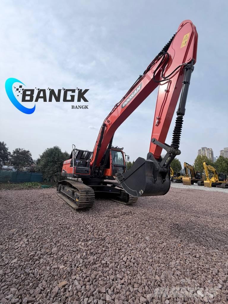 Doosan DX 225 LC Vikšriniai ekskavatoriai