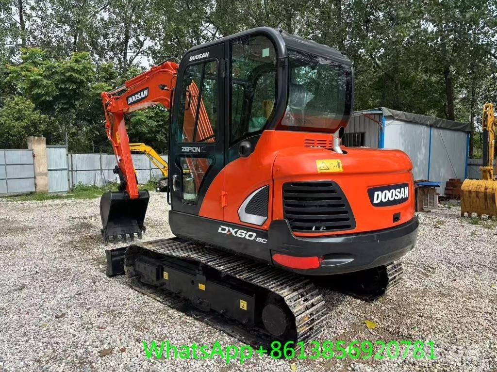 Doosan DX 60 Mini ekskavatoriai < 7 t