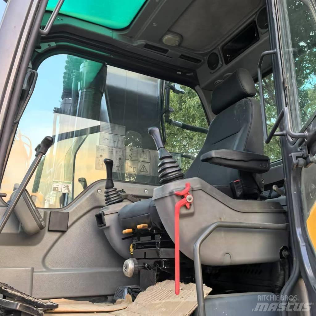 Volvo EC 210 D Vidutinės galios ekskavatoriai 7-12 t