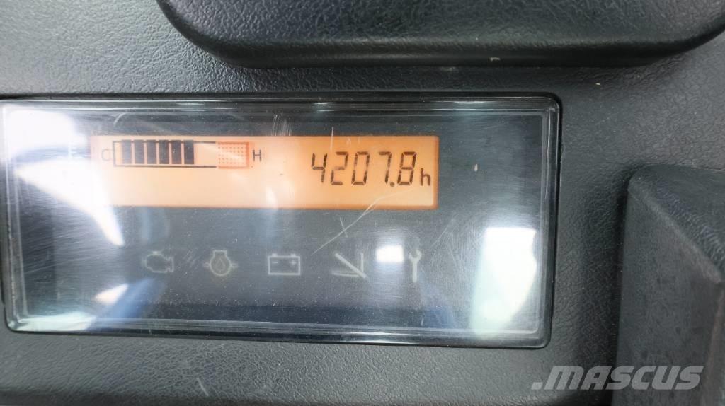 Toyota 8 FGF 30 LPG (dujiniai) krautuvai