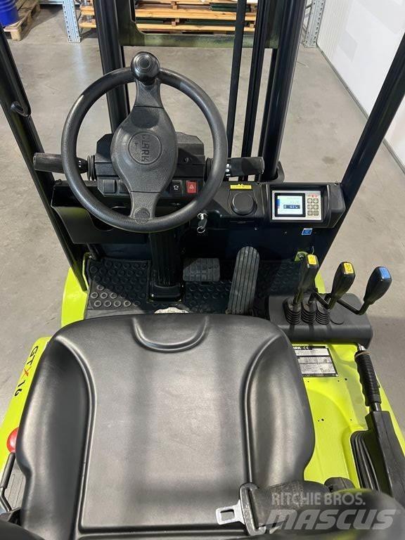 Clark GTX16 Elektriniai šakiniai krautuvai