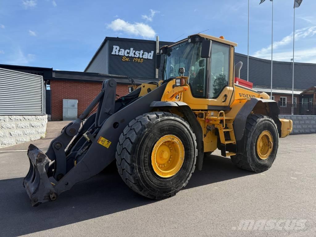 Volvo L 120 F Naudoti ratiniai krautuvai