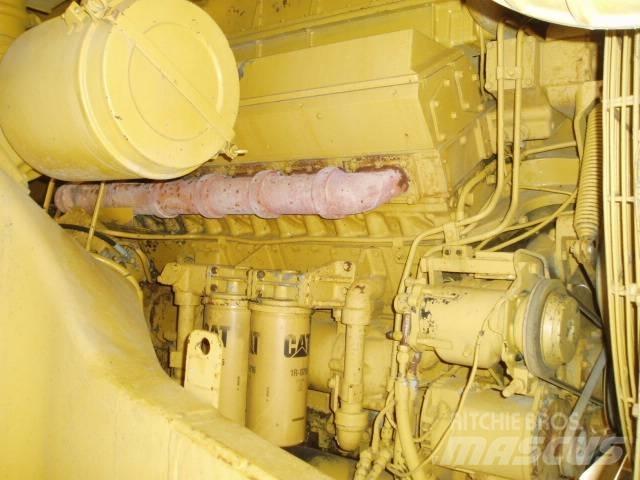 CAT 777 Atliekų išvežimo technika