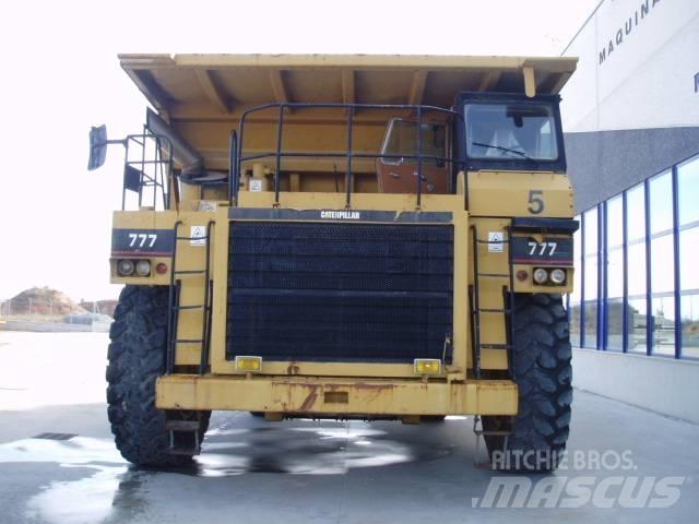 CAT 777 Atliekų išvežimo technika