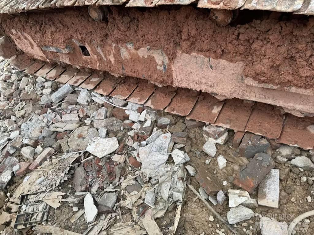 Sumitomo SH200 Vikšriniai ekskavatoriai