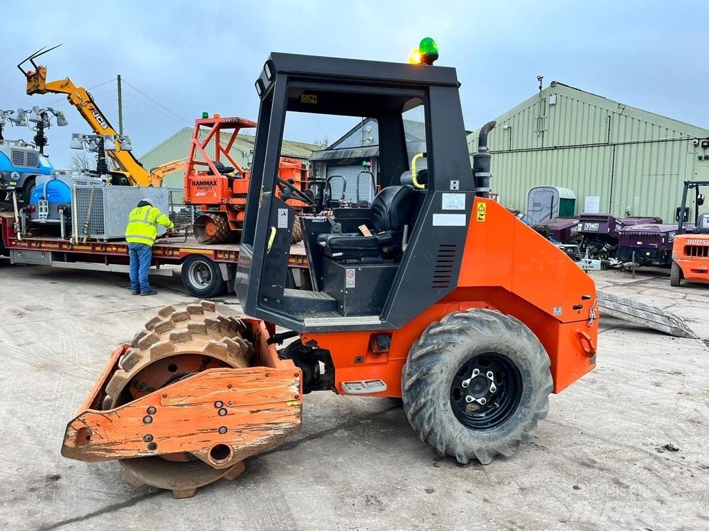 Ammann ASC 30 Vieno būgno volai