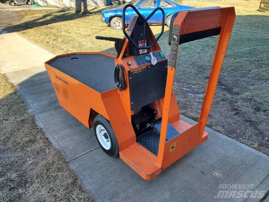 Taylor-Dunn SC100 Buksyravimo vilkikai