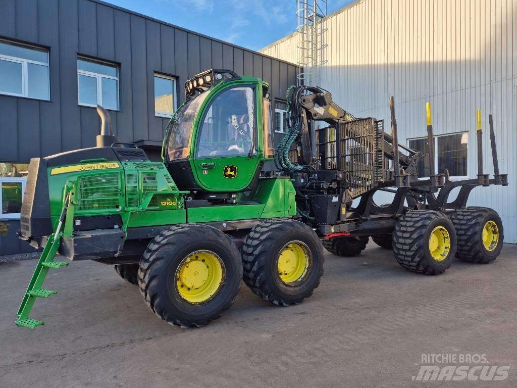 John Deere 1210 G Naudoti miškovežiai (Forvarderiai)