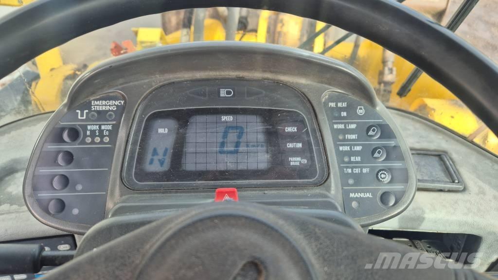 Komatsu WA 380-3H Naudoti ratiniai krautuvai