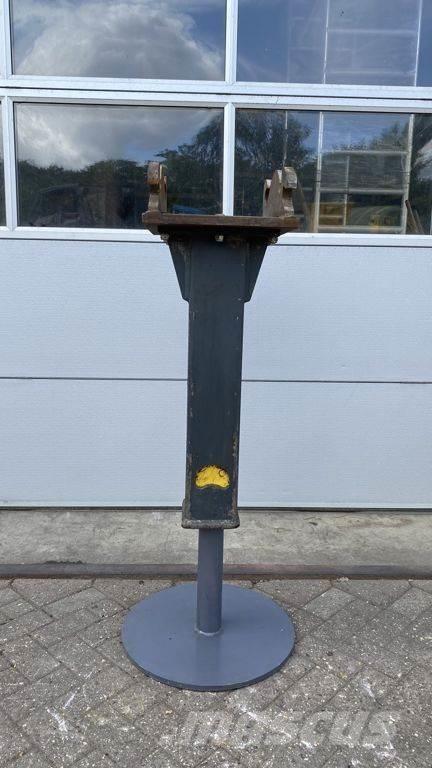 Mustang SB 200 Hidrauliniai kūjai / Trupintuvai