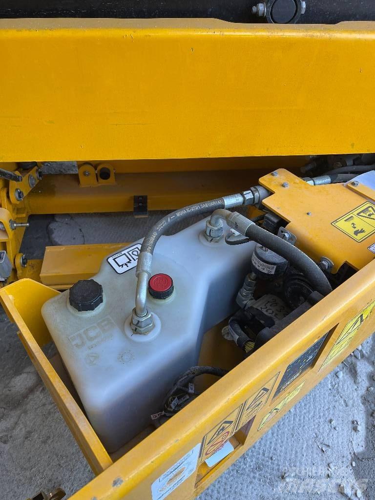 JCB S 2032 E Žirkliniai keltuvai