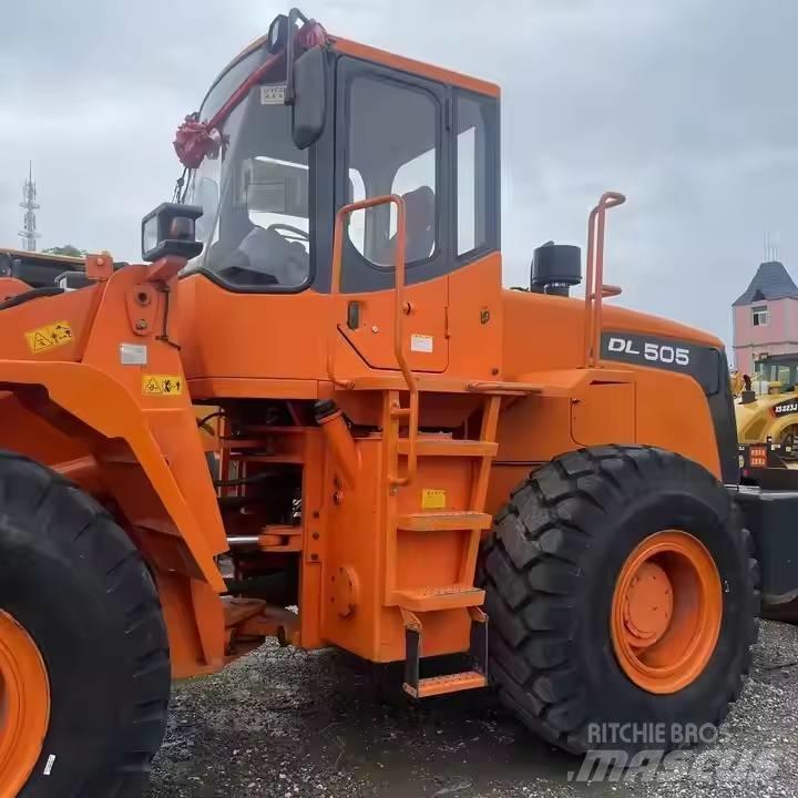 Doosan DL505 Naudoti ratiniai krautuvai