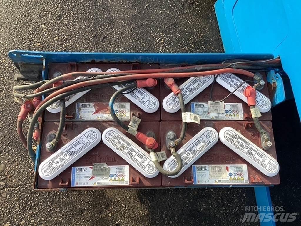 Genie GS4047 Žirkliniai keltuvai