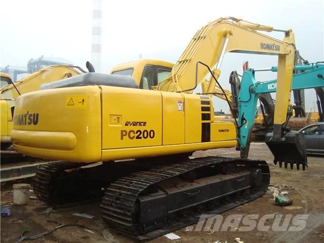 Komatsu PC 200 Vikšriniai ekskavatoriai