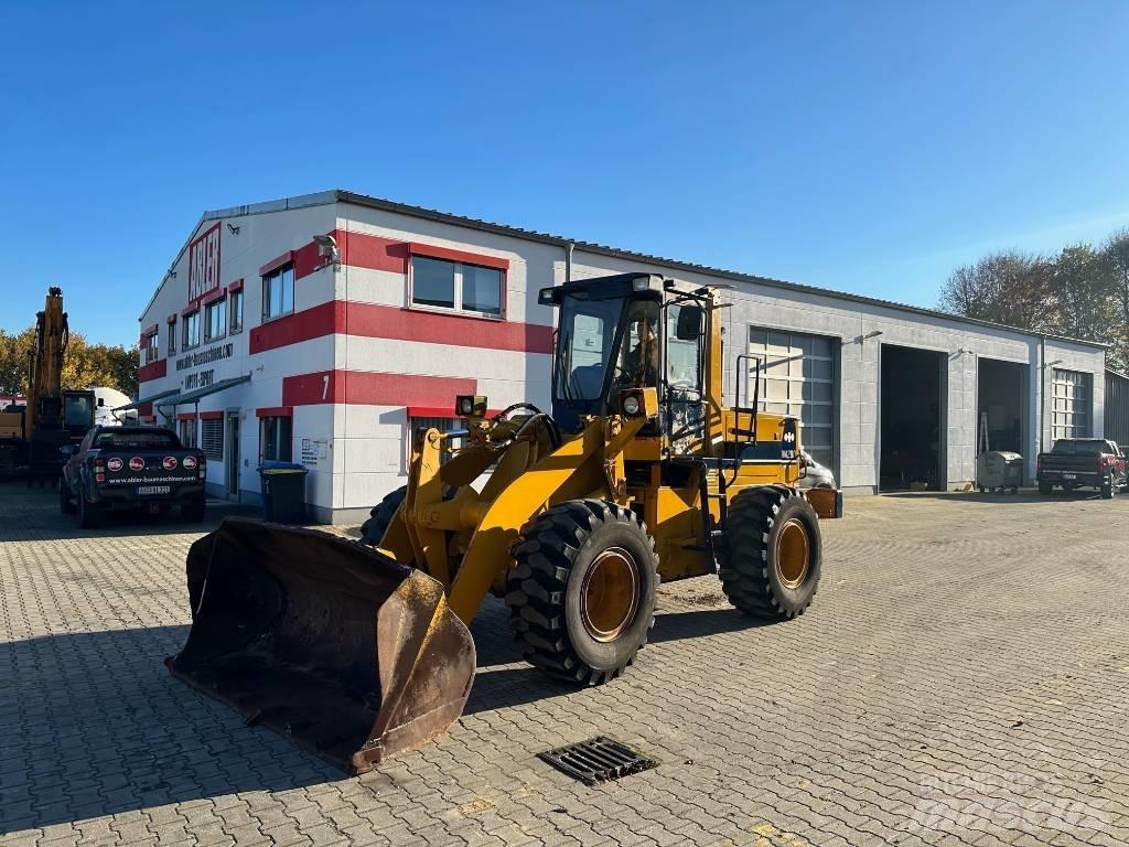 Komatsu WA200 Naudoti ratiniai krautuvai
