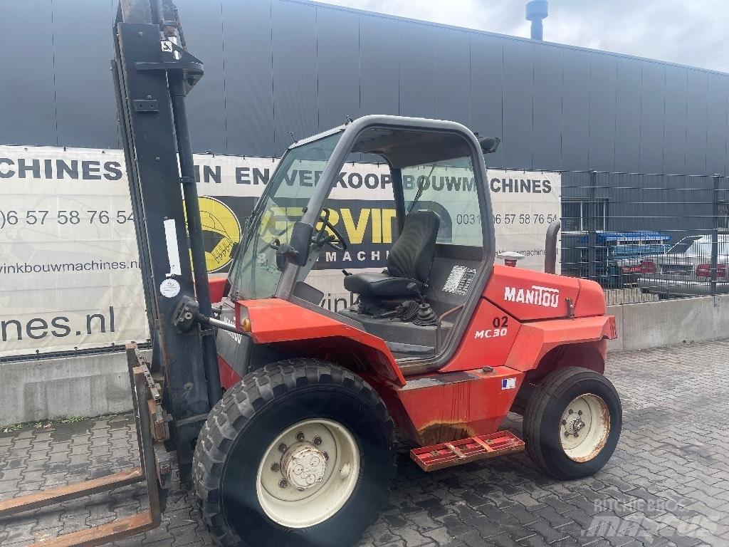 Manitou MC 30 Visureigiai krautuvai