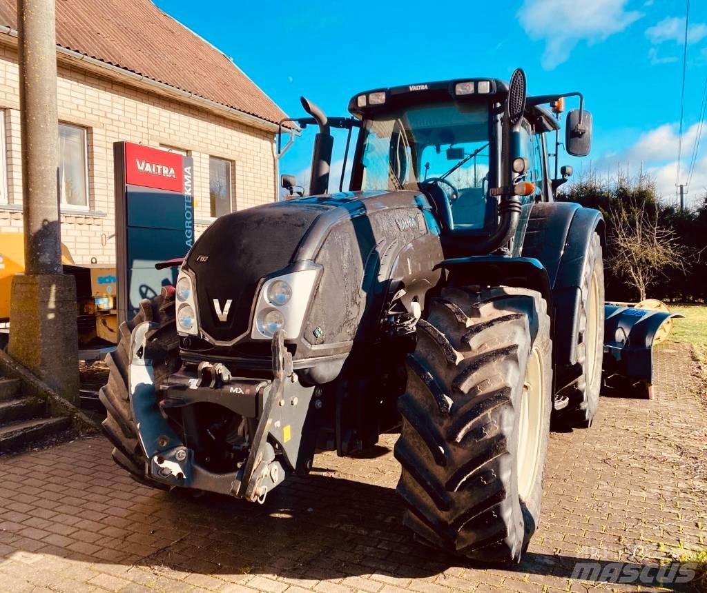 Valtra T 203 Traktoriai