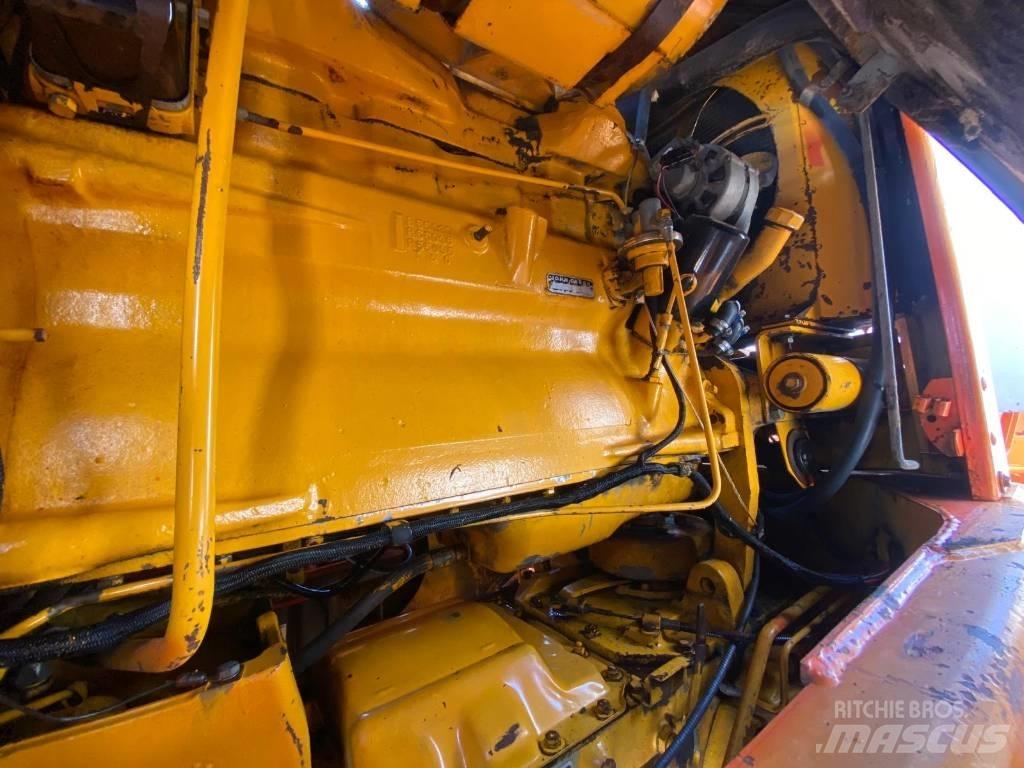 John Deere 570 A Greideriai