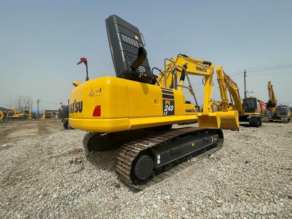 Komatsu PC 240 Vikšriniai ekskavatoriai