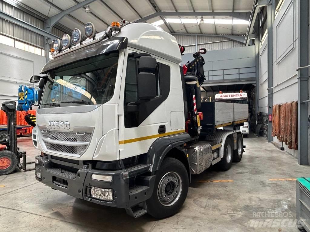 Iveco AT380T Naudoti vilkikai