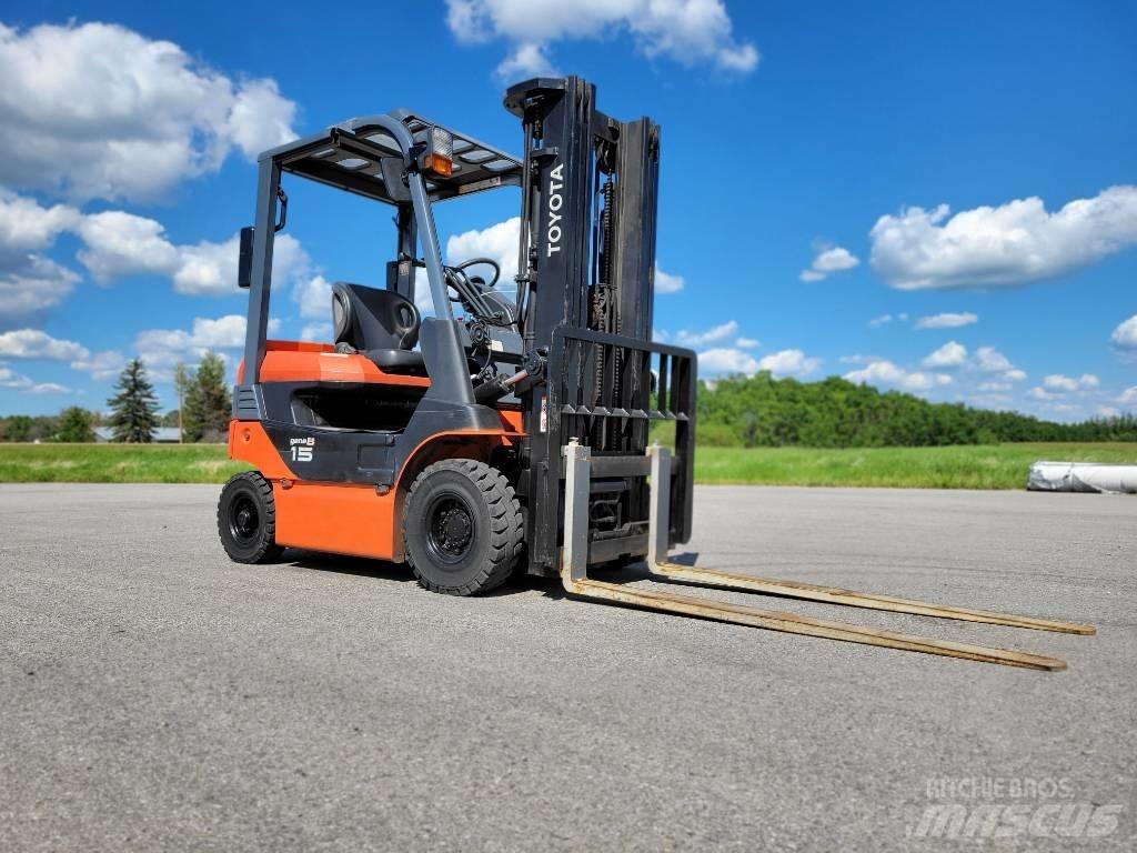Toyota 8 FB 15 Elektriniai šakiniai krautuvai