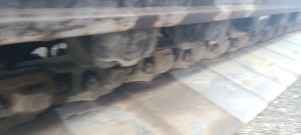 CAT 330 L Vikšriniai ekskavatoriai