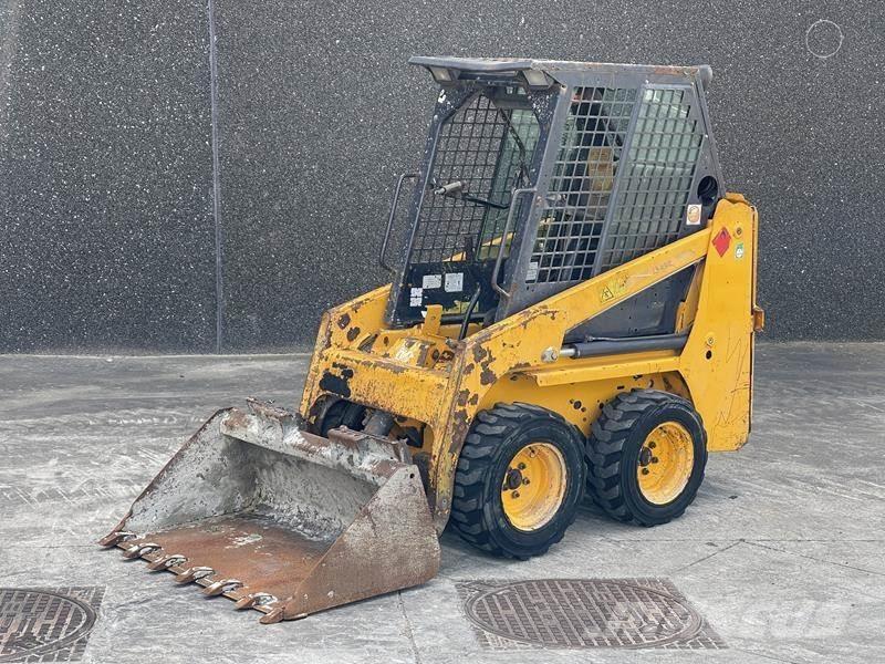 Bobcat S 70 Krautuvai su šoniniu pasukimu