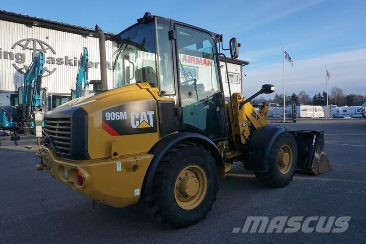 CAT 906 M Naudoti ratiniai krautuvai