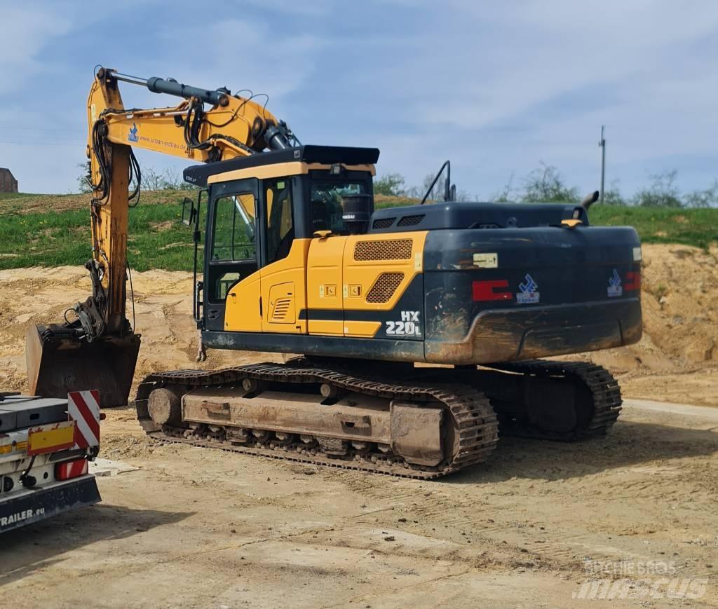 Hyundai HX 220 210 Vikšriniai ekskavatoriai