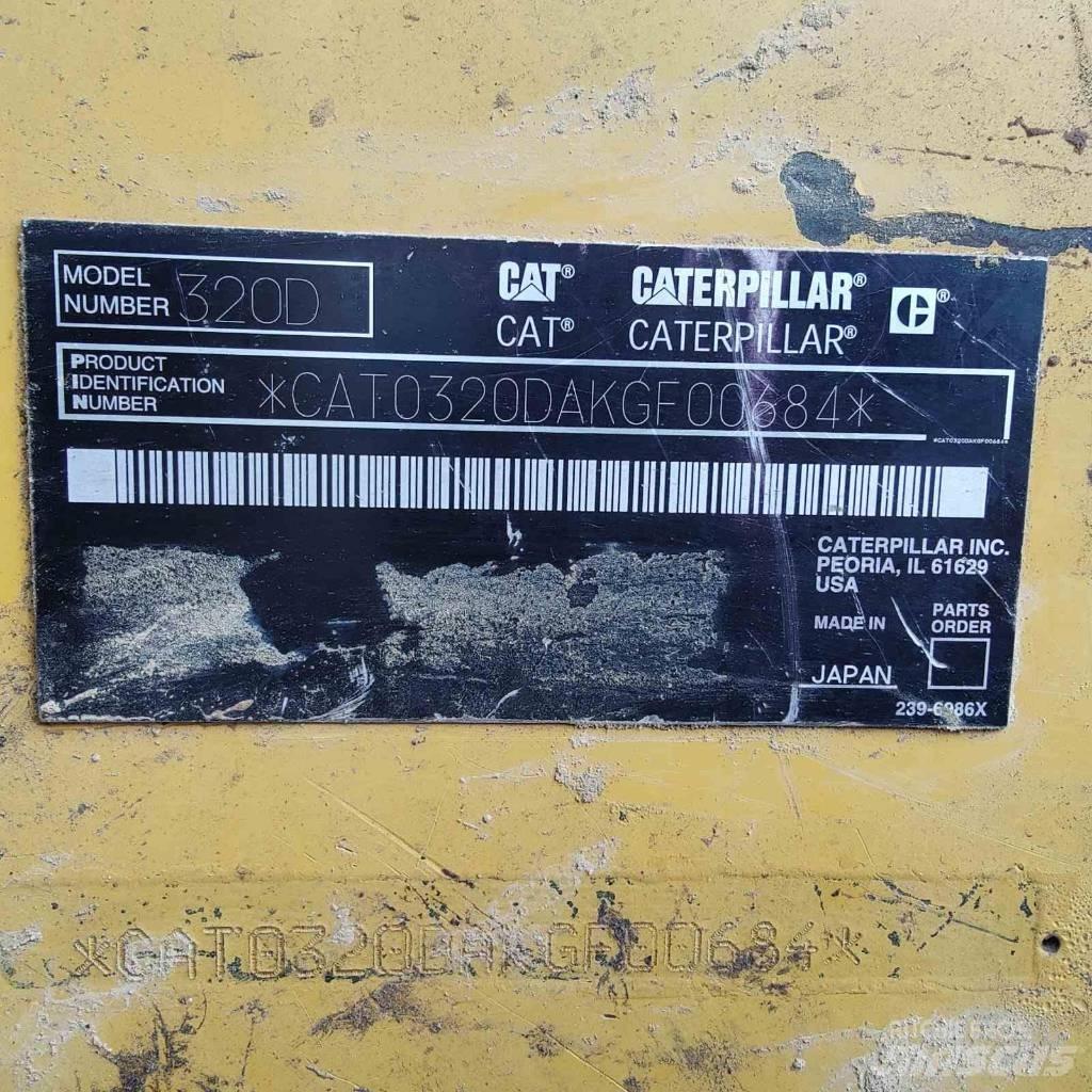CAT 320 Vikšriniai ekskavatoriai
