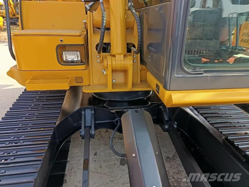 Komatsu PC 70-8 Vikšriniai ekskavatoriai