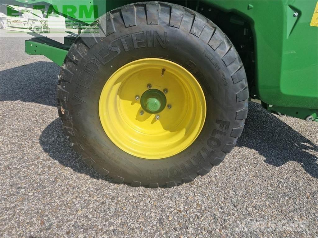 John Deere V461M Stačiakampių ryšulių presai