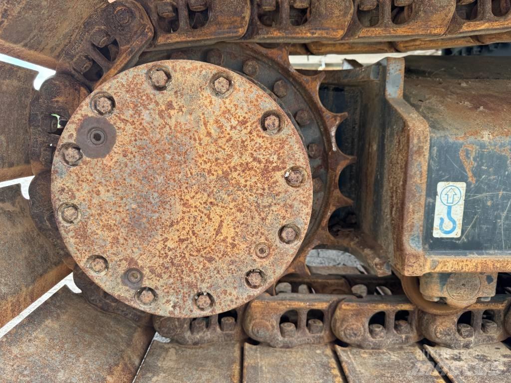 Hitachi ZX250-7 Vikšriniai ekskavatoriai