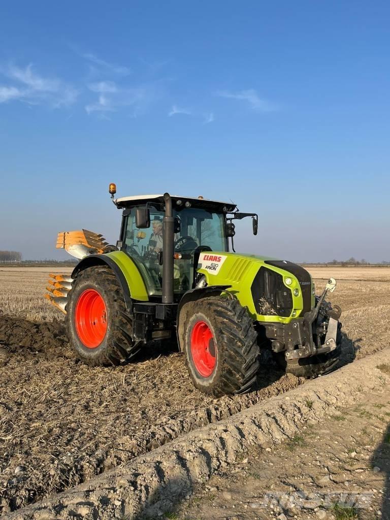 CLAAS Arion 630 Traktoriai