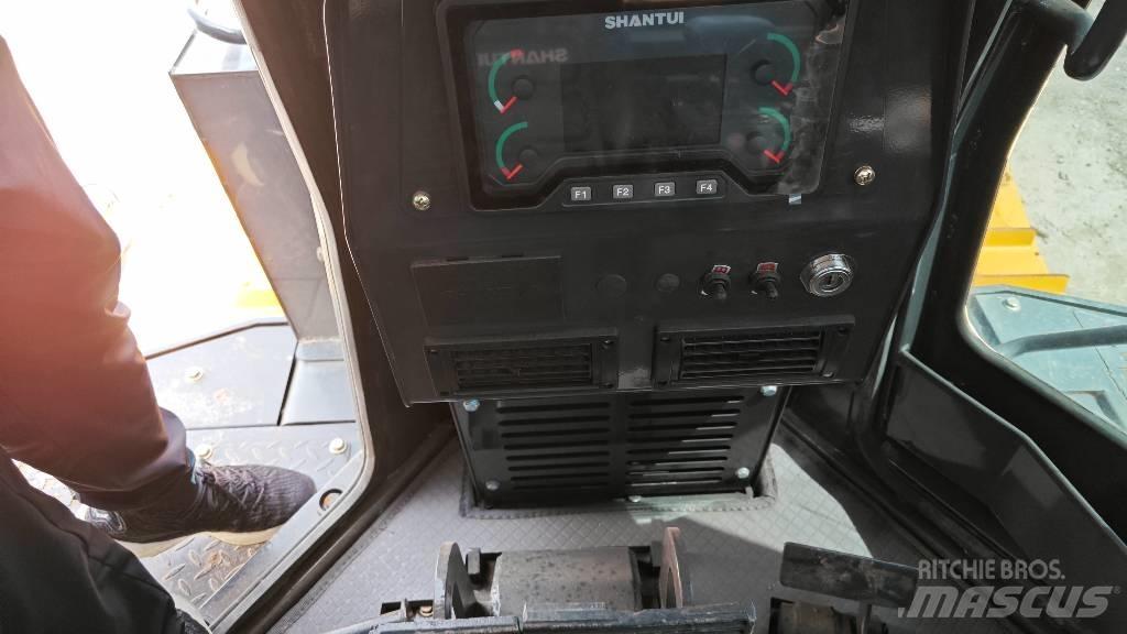 Shantui SD 22 Vikšriniai buldozeriai