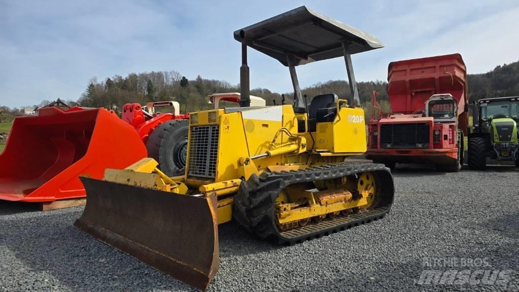 Komatsu D20P-7 Vikšriniai buldozeriai