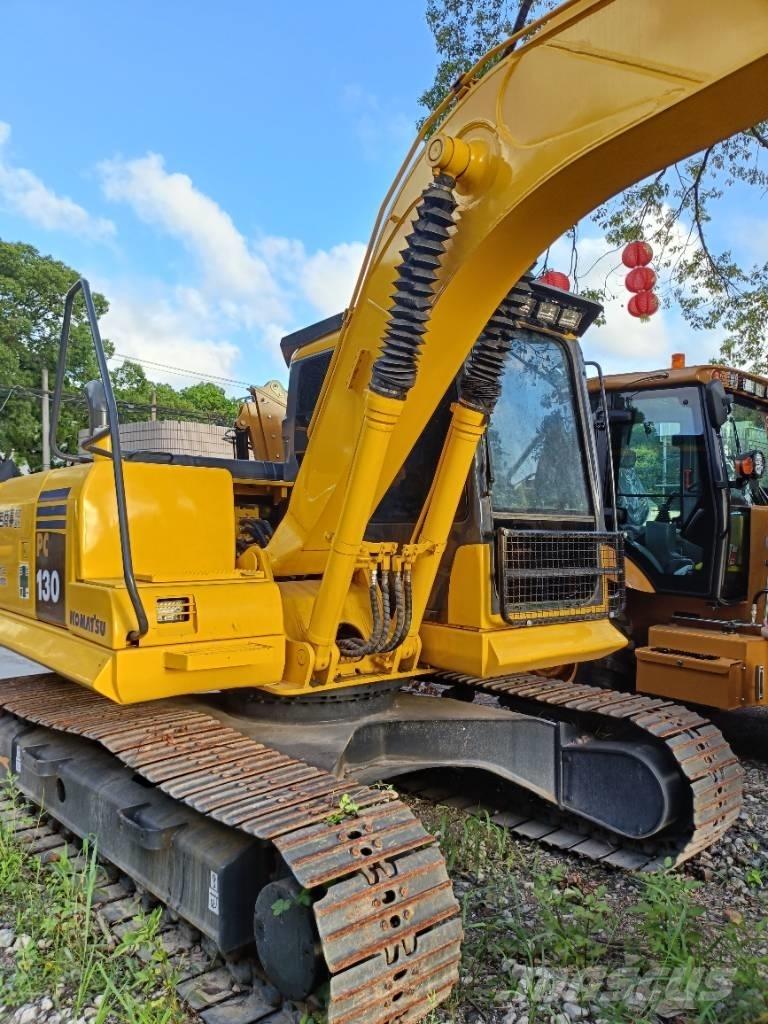 Komatsu PC 130-7 Vikšriniai ekskavatoriai
